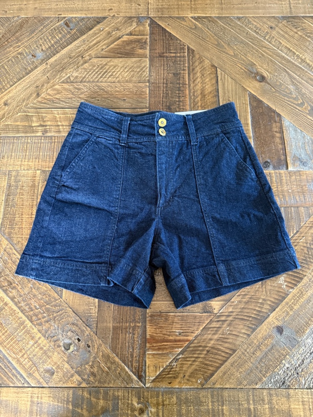 INC International Concepts High-Rise Dark Wash Denim Shorts Size 4 Women